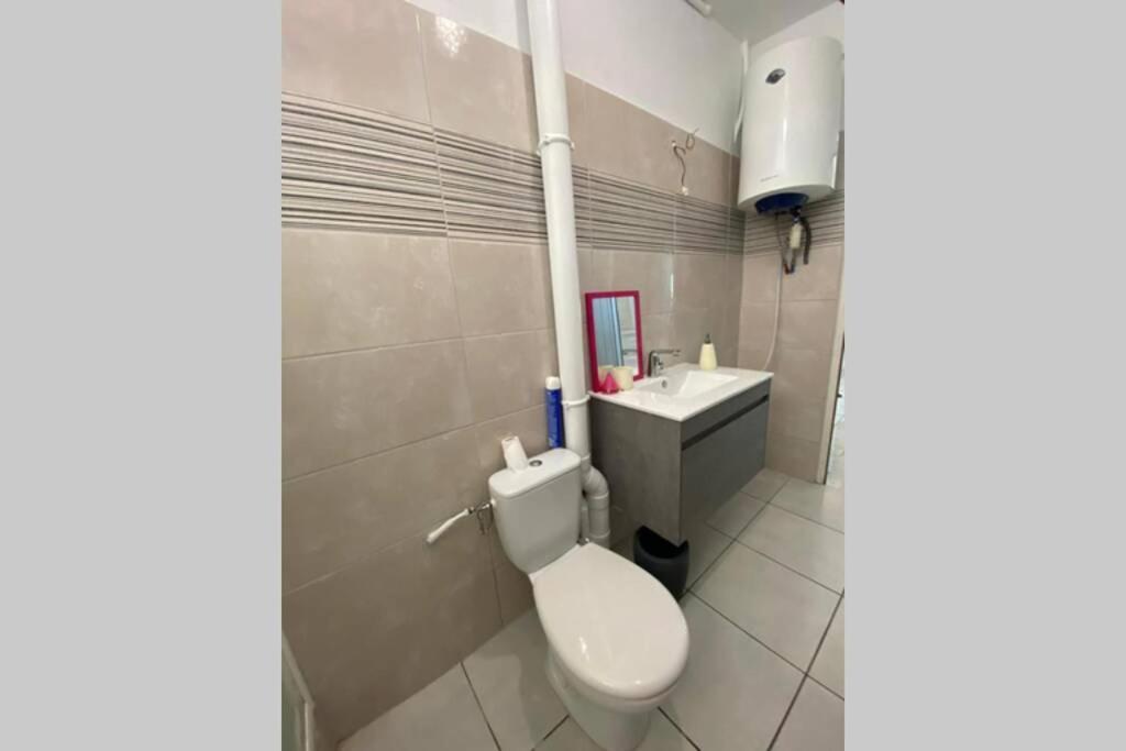 Charmant Appartement Avec Piscine Le Robert Exteriér fotografie